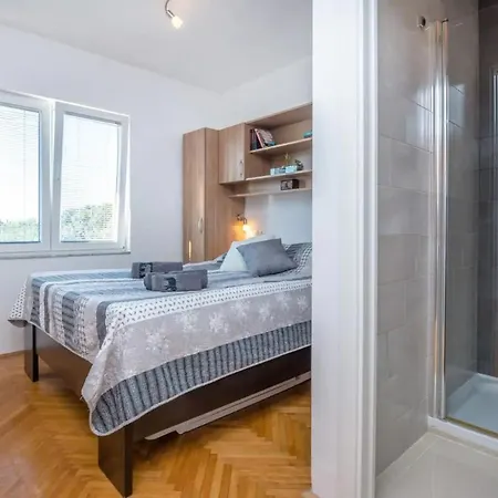 Apartment For Families With Children - 20987 Vir