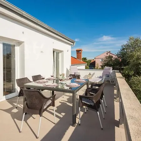 Apartment For Families With Children - 20987 *