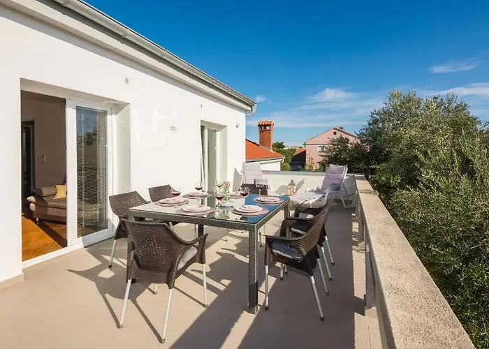 Apartment For Families With Children - 20987 *